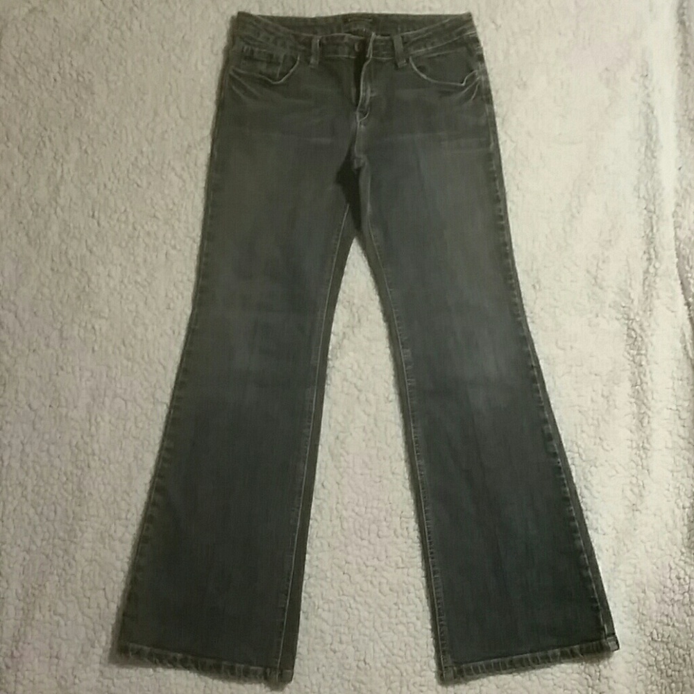 Women's axcess stretch modern fit jeans